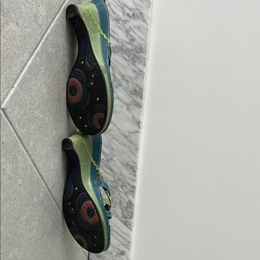 Stylish Green and Teal Women's Wedge Sandals - Picture 4 of 6